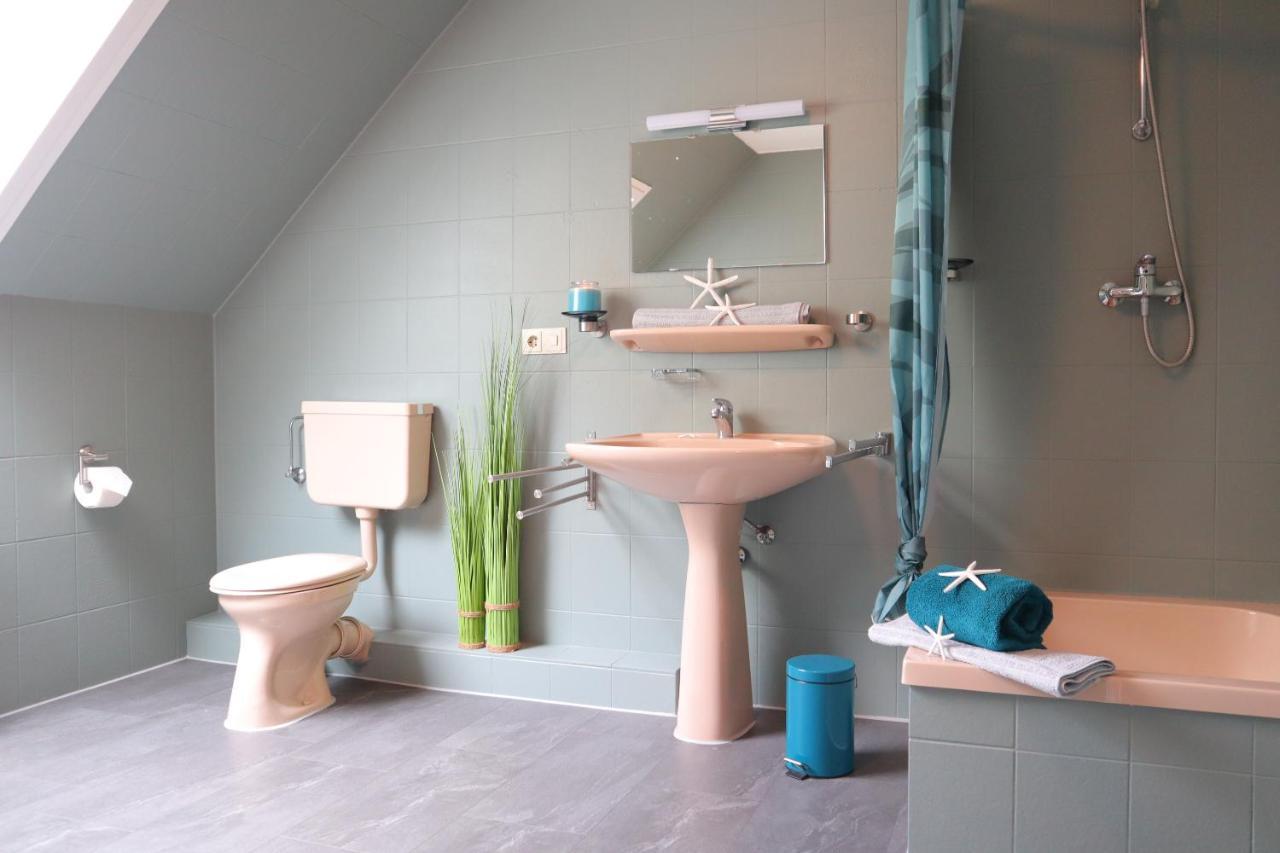 Ferienhaus Heinrichs Cappeler Niederstrich ภายนอก รูปภาพ